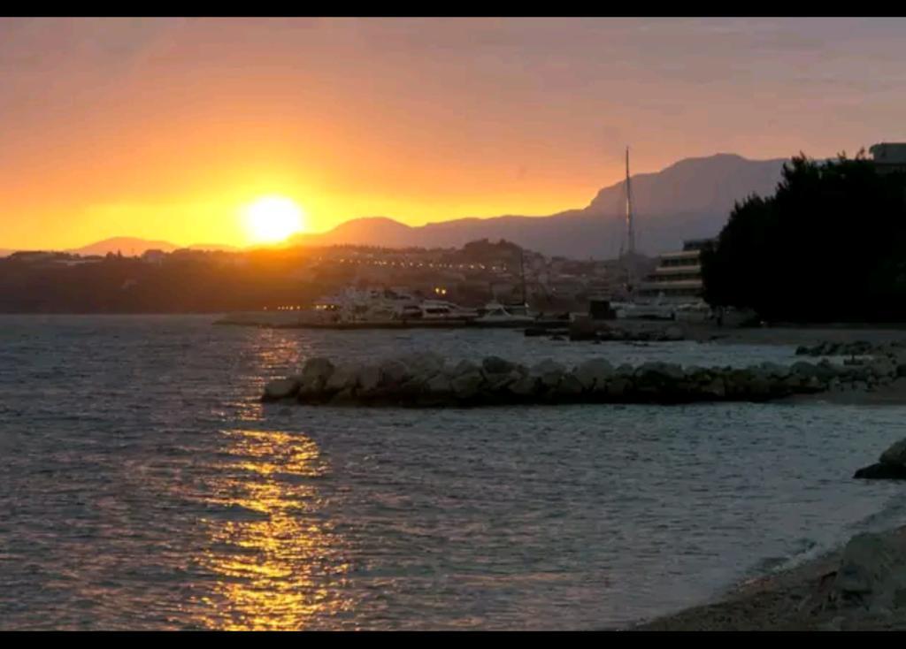Apartment Perun Podstrana Dış mekan fotoğraf