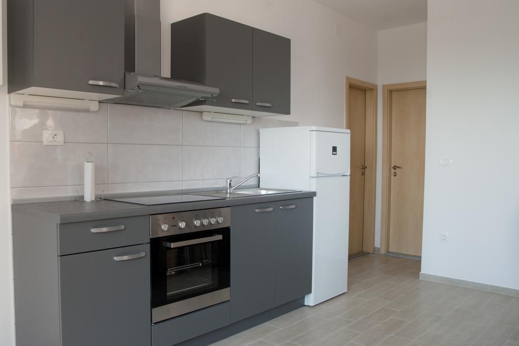 Apartment Perun Podstrana Dış mekan fotoğraf
