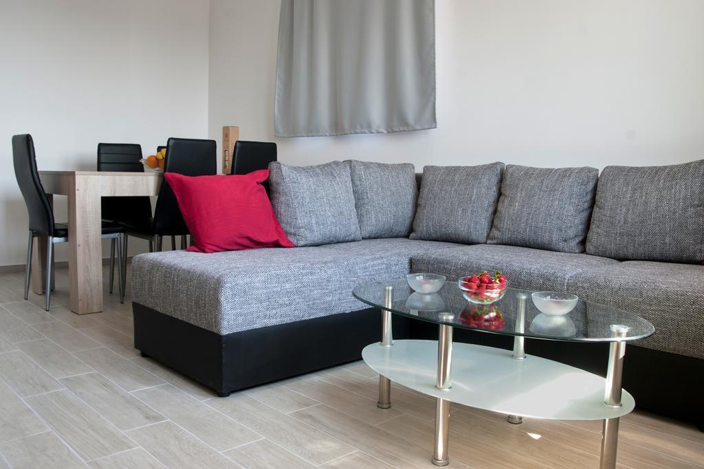 Apartment Perun Podstrana Dış mekan fotoğraf